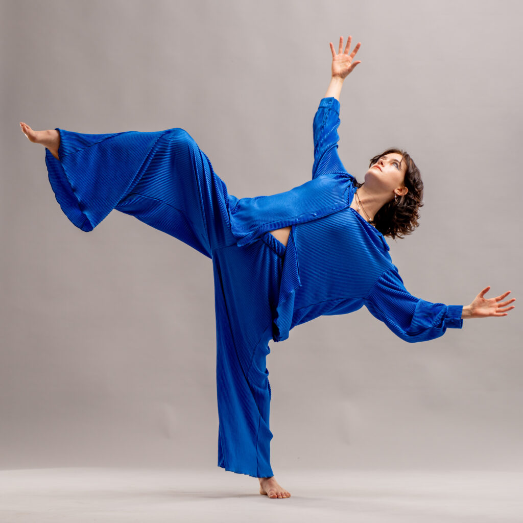 Photo of performer Sky Poole in an all-blue outfit.